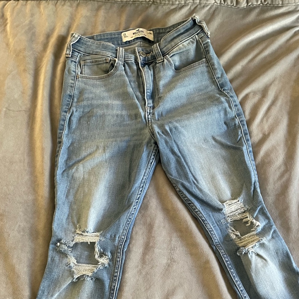 Women's Distressed Blue Jeans